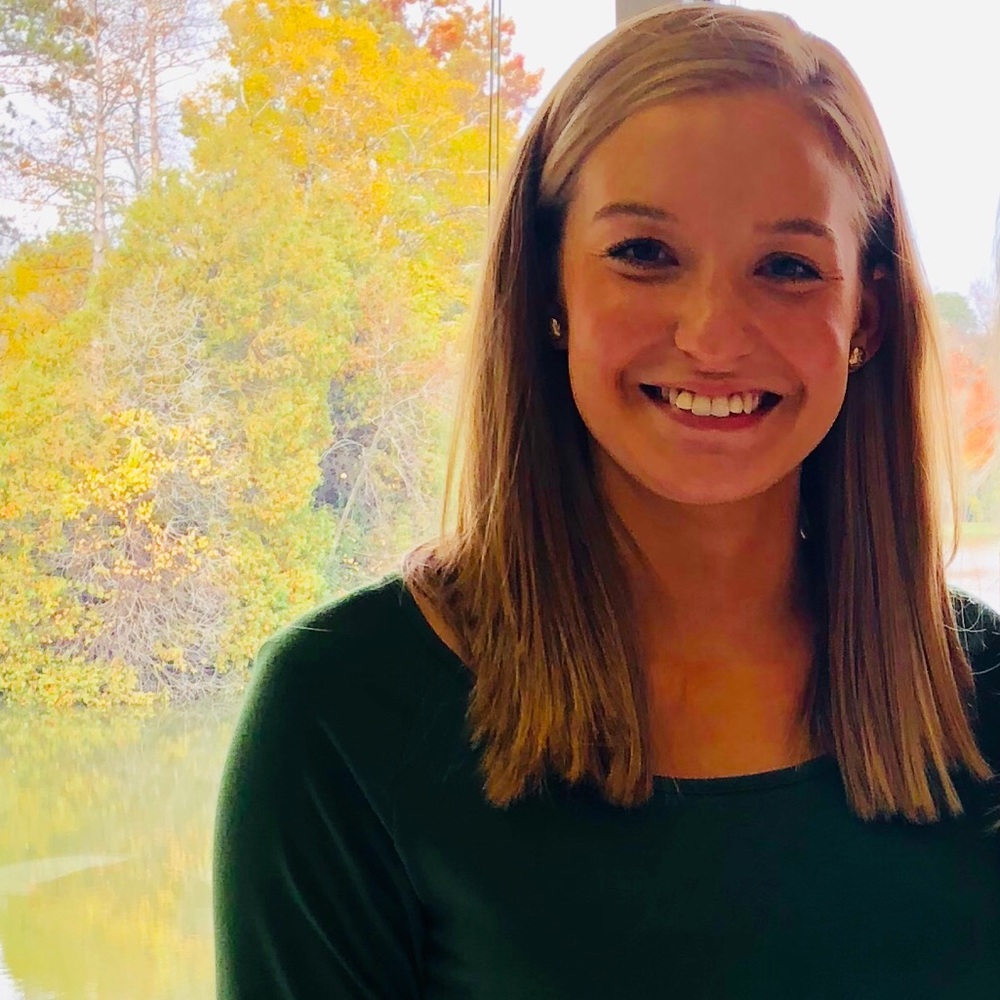 Meet your Posher, Emily